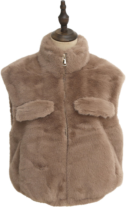 Flauschige Fellweste mit Stehkragen